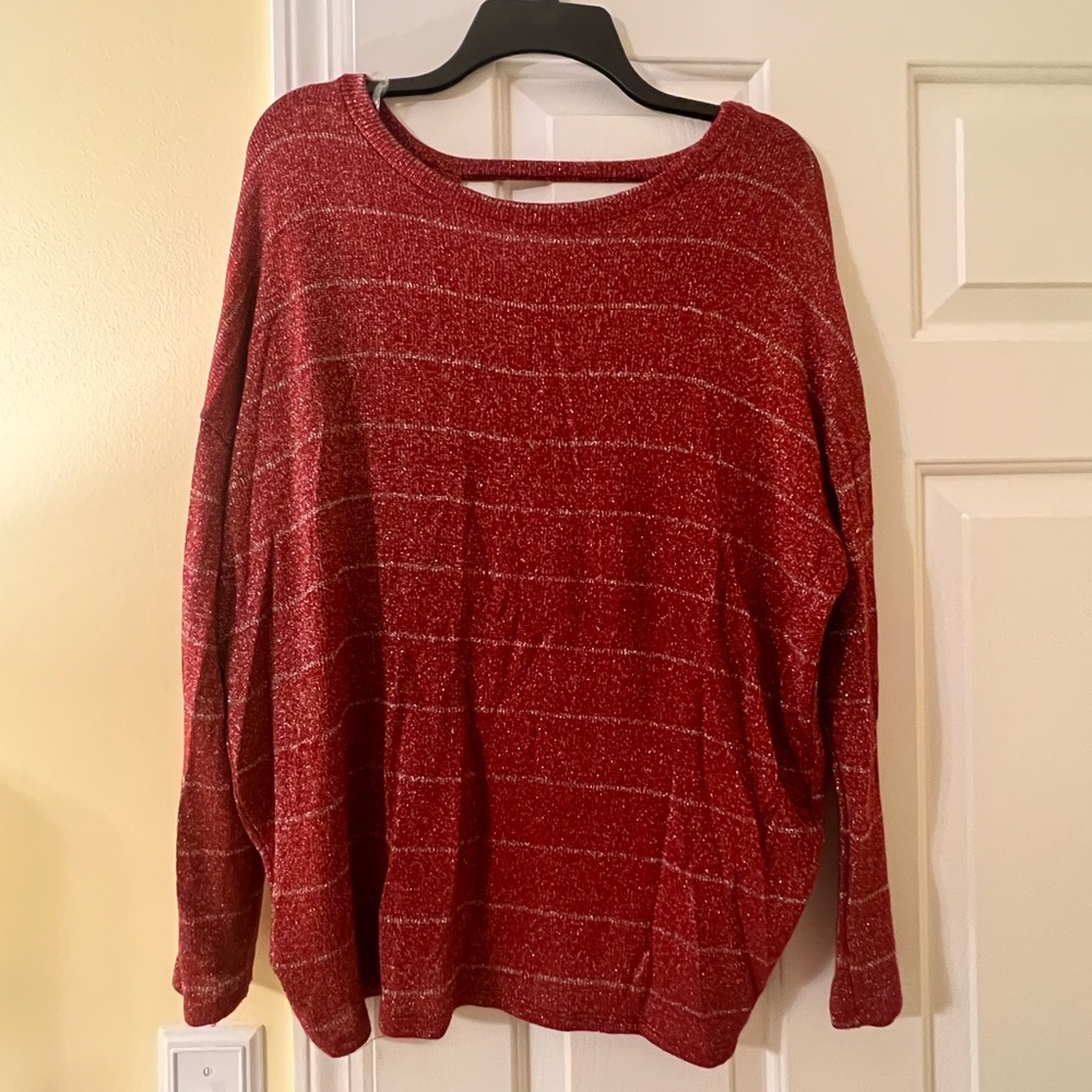 Promesa red and silver sweater, size small